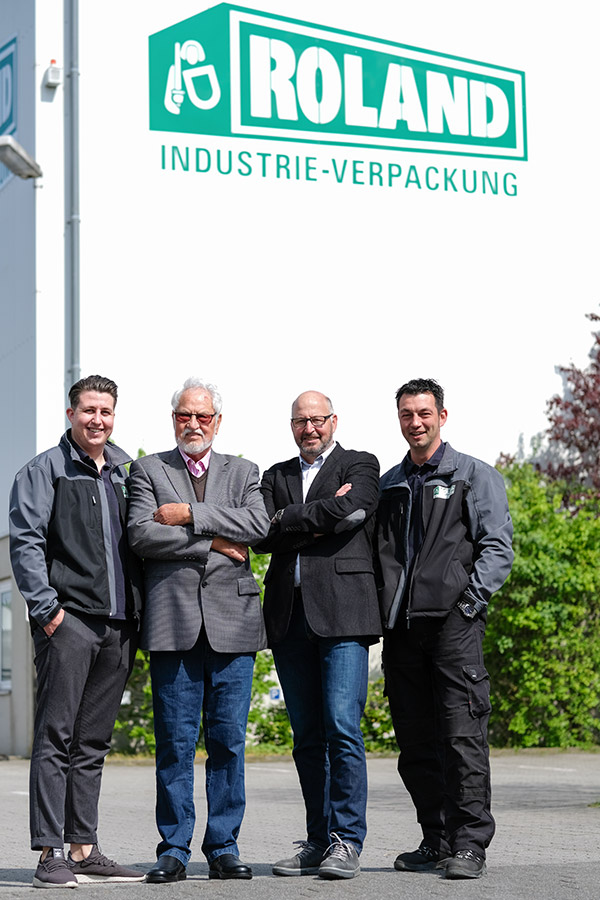 Roland Industrie Verpackungen aus Bremen - Verpacken von Ersatzteilen bis hin zur kompletten Industrieanlage.